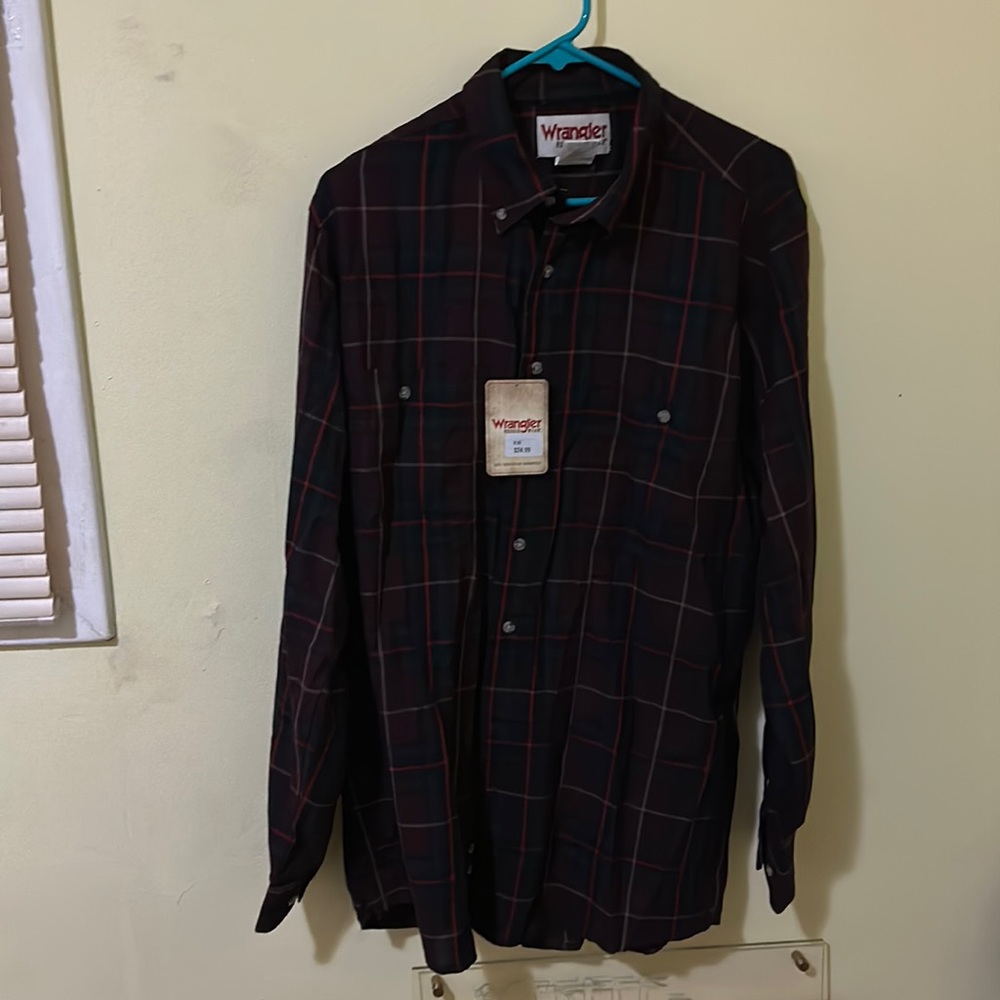 Wrangler Button up Long Sleeve shirt